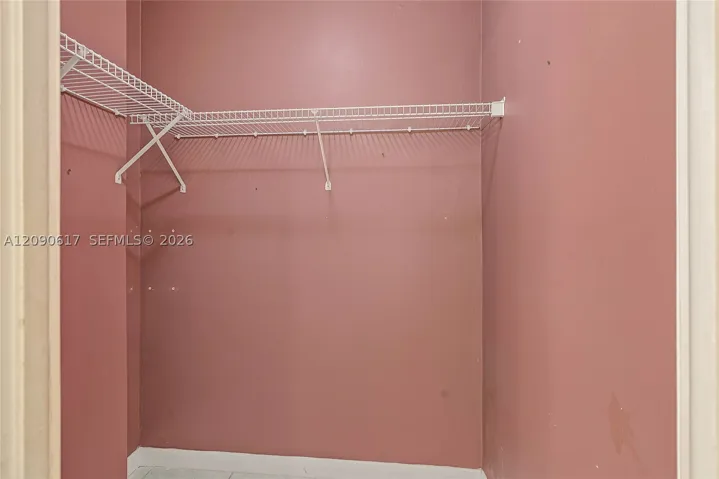 Walk in closet