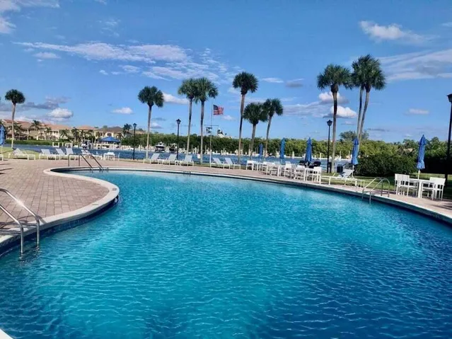PB Pool close pic