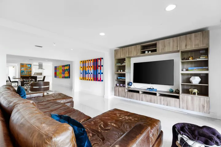 3759OaksClubhouseDr-PompanoBeach,Natalia