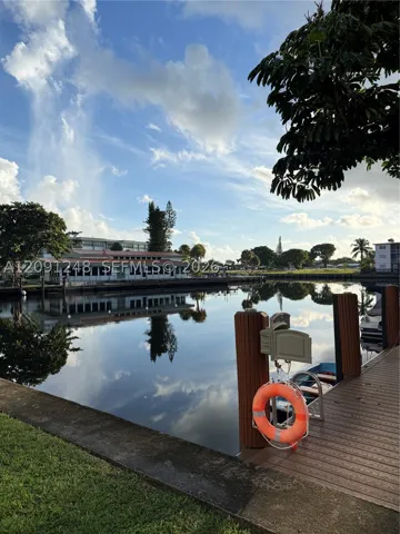 Dock