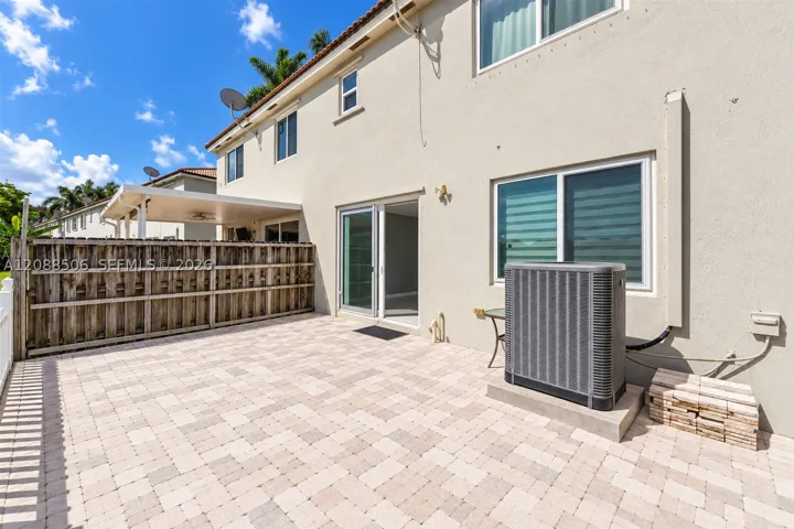 967 Ne 42nd Ave, Homestead, Florida 33033