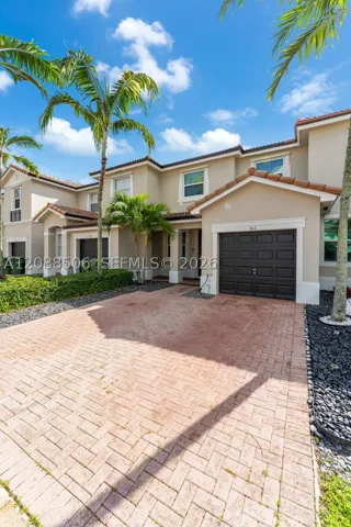 967 Ne 42nd Ave, Homestead, Florida 33033