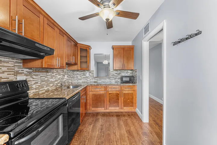 015-139SparrowDrive-2A-RoyalPalmBeach-FL
