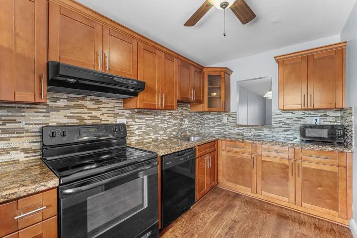 014-139SparrowDrive-2A-RoyalPalmBeach-FL