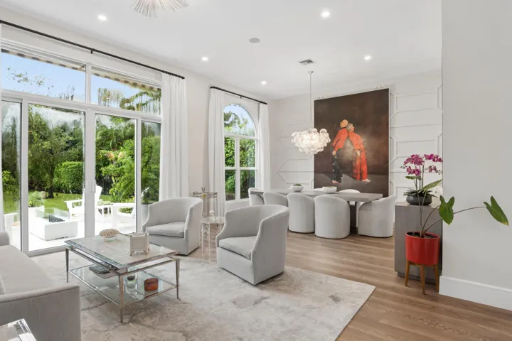 Living room/Dining Room