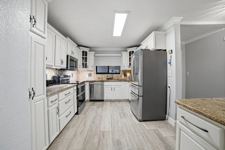 28-Kitchen-B