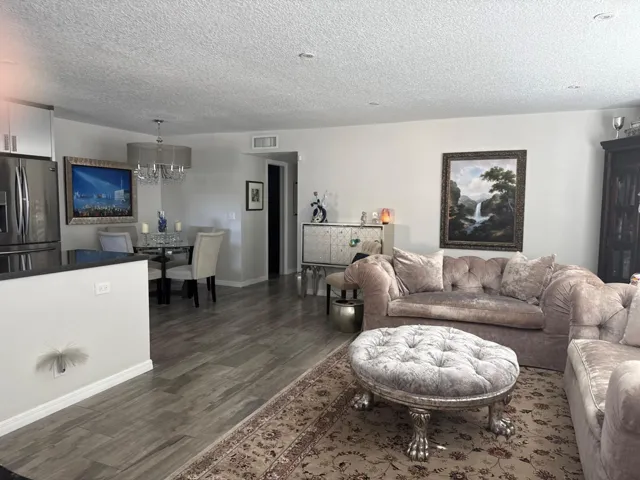 DinLivingRm