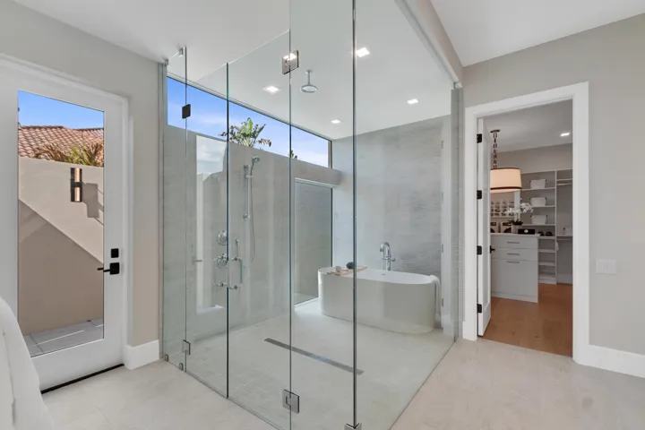 Owner's Bath