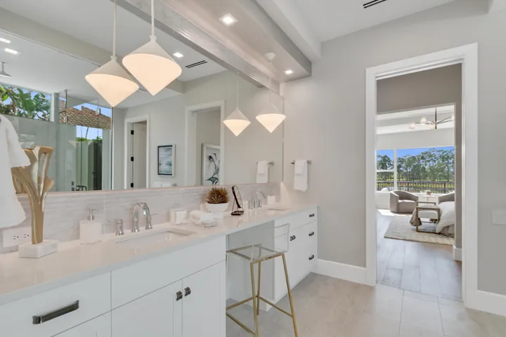 Owner's Bath