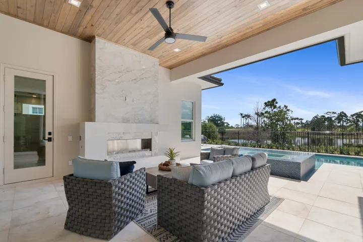 Lanai / Outdoor Fireplace