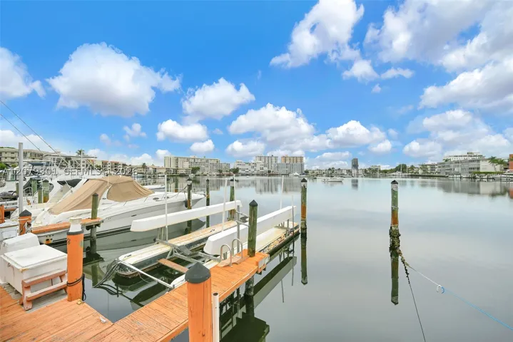 Dock