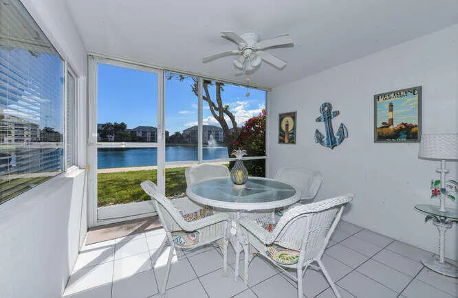 353 US1 Apt A108 Jupiter FL-small-021-03