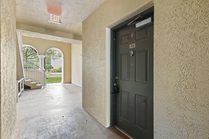 33_6450 emerald dunes dr west palm beac