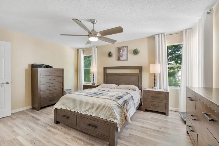 10961 Nw 12th Dr_017
