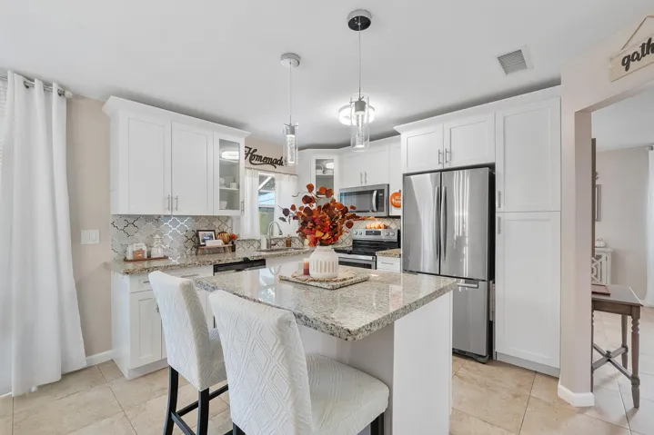 10961 Nw 12th Dr_010