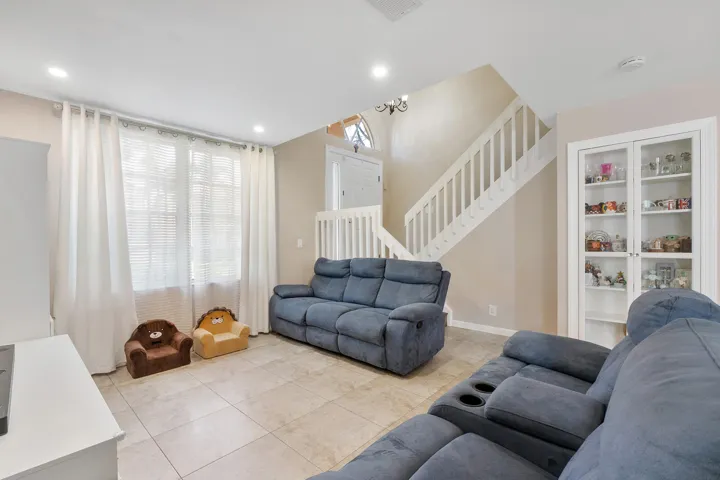 10961 Nw 12th Dr_006