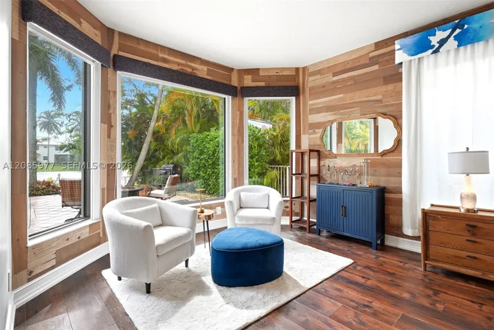Primary Bedroom Sitting Area