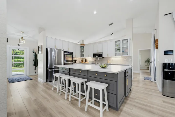 Block_Realty_123_024