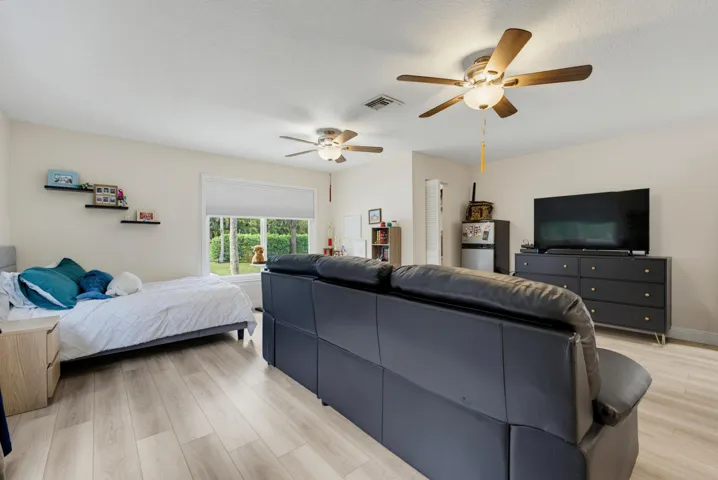 Block_Realty_123_005