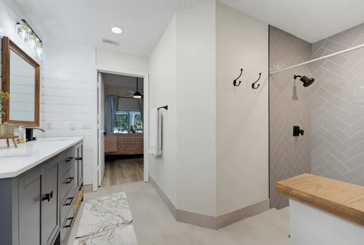 Block_Realty_123_035