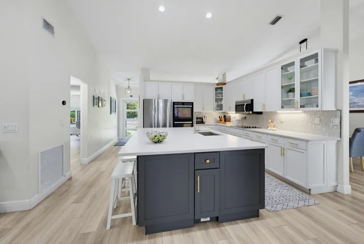 Block_Realty_123_023