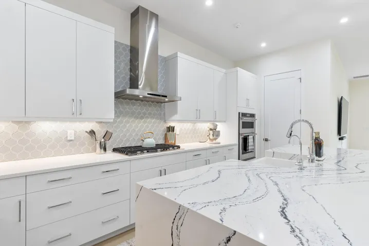 12467 Solana Bay Cir_021