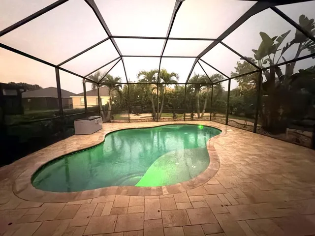 pool lights green