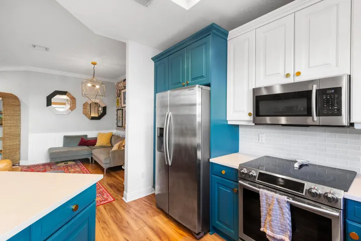 460 Ocean Ridge Wy-large-016-021-DSC7044