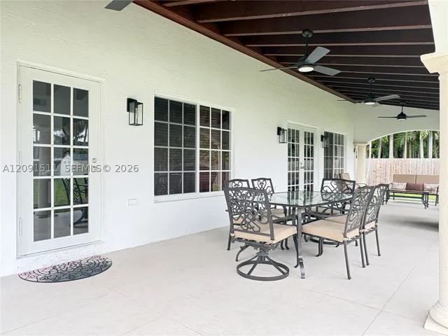 Large covered terrace