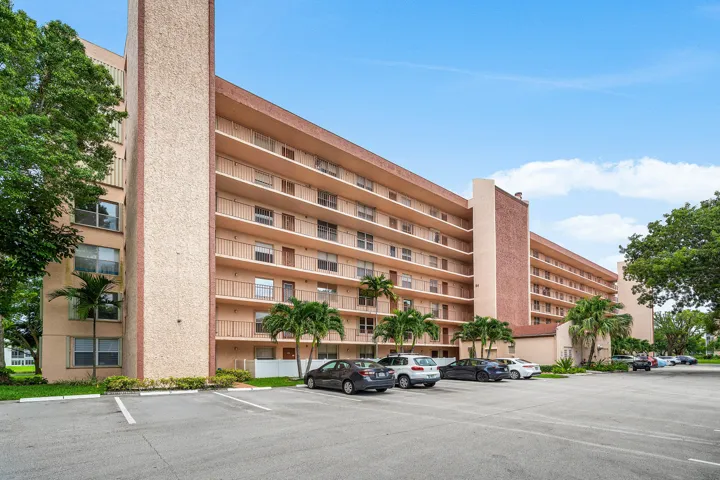 14623 Bonaire Village