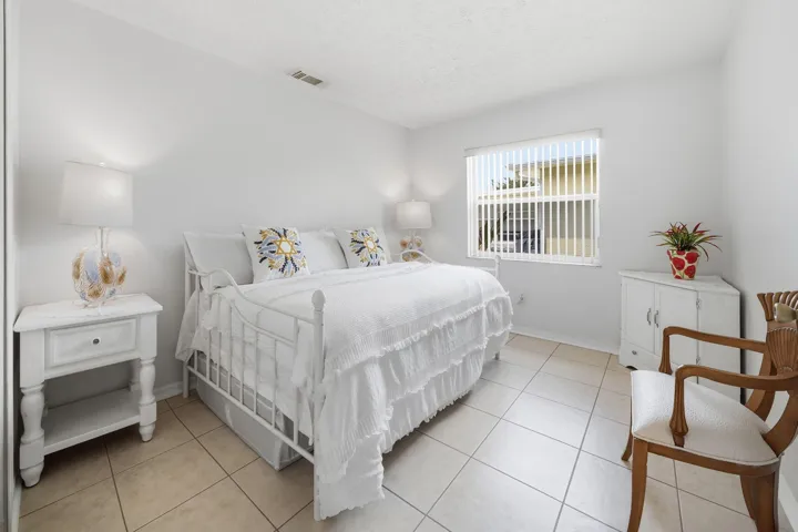 26-web-or-mls-6644-picante-cir