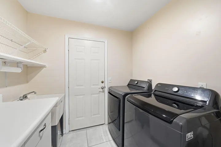 29-web-or-mls-6644-picante-cir