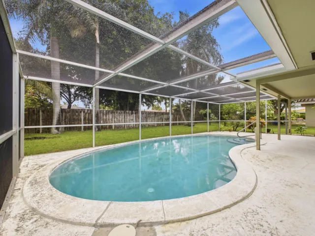 Screened Pool