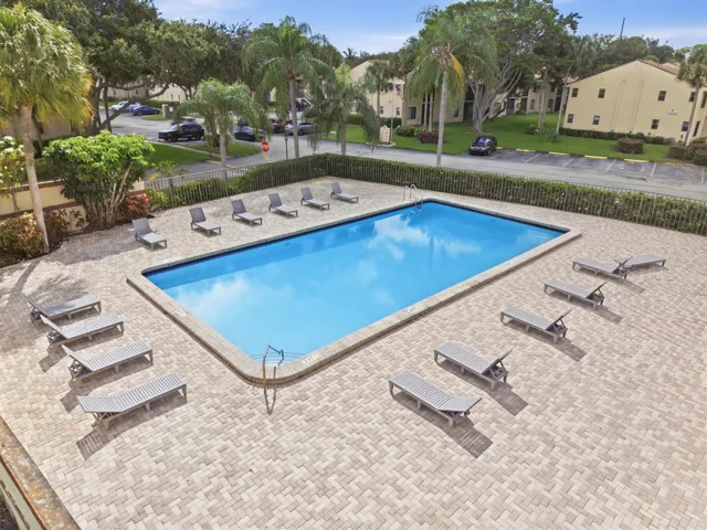 Community pool