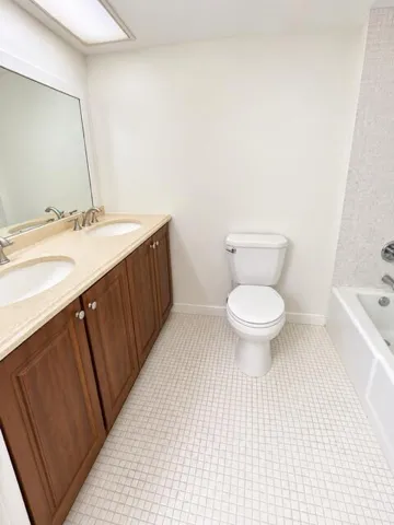 3800 Bathroom