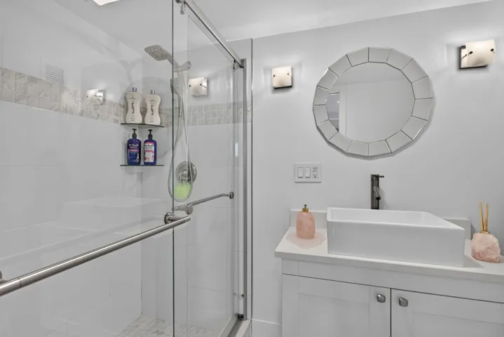 19-web-or-mls-3015-1104