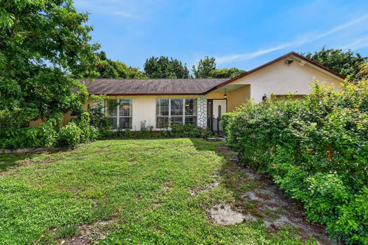 1102WestchesterDrE(6)