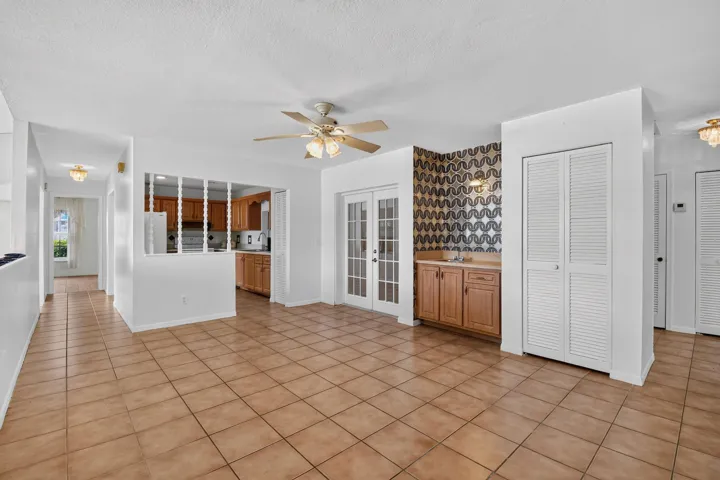 1102WestchesterDrE(14)