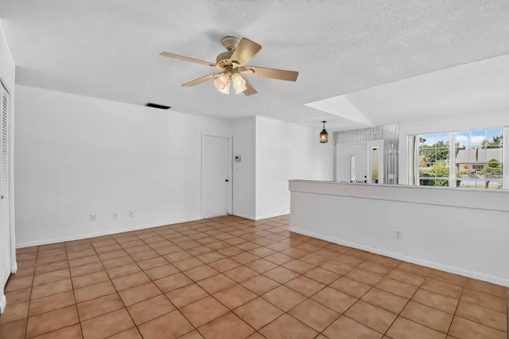 1102WestchesterDrE(16)