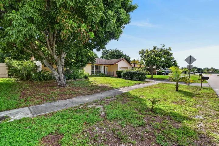1102WestchesterDrE(2)