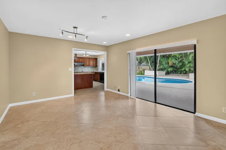 Spacious Family Room