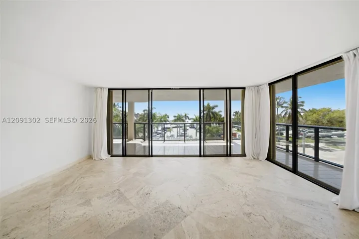 2575 S Bayshore Dr 4a, Miami, Florida 33133