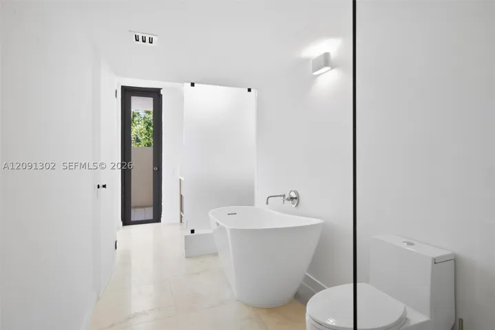 2575 S Bayshore Dr 4a, Miami, Florida 33133