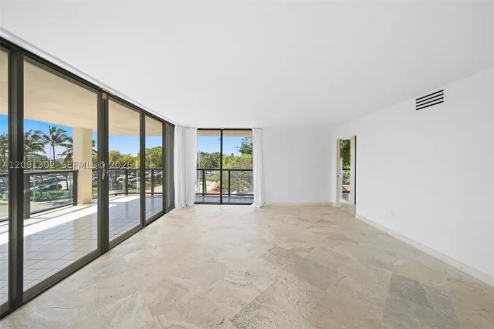 2575 S Bayshore Dr 4a, Miami, Florida 33133