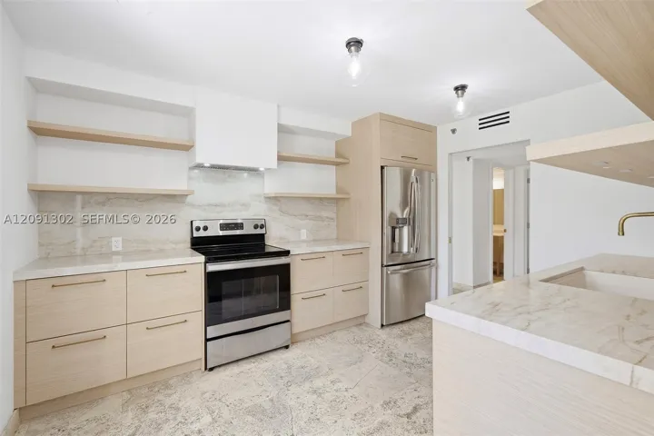 2575 S Bayshore Dr 4a, Miami, Florida 33133