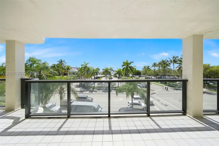 2575 S Bayshore Dr 4a, Miami, Florida 33133