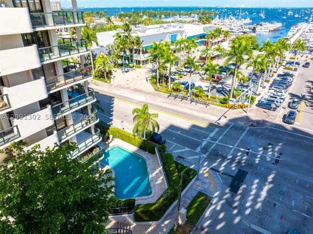 2575 S Bayshore Dr 4a, Miami, Florida 33133