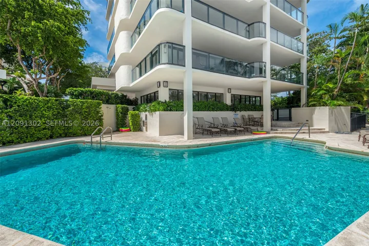 2575 S Bayshore Dr 4a, Miami, Florida 33133