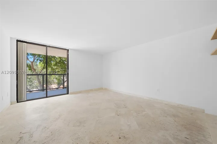 2575 S Bayshore Dr 4a, Miami, Florida 33133