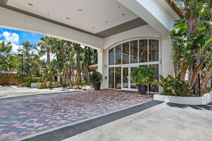 004-2700NFederalHighway-BoyntonBeach-FL-